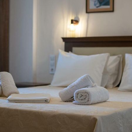 Hotel Stefani ซาร์ตี ภายนอก รูปภาพ