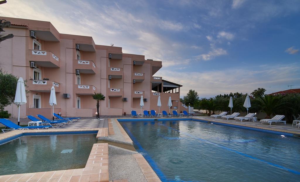 Hotel Stefani ซาร์ตี ภายนอก รูปภาพ