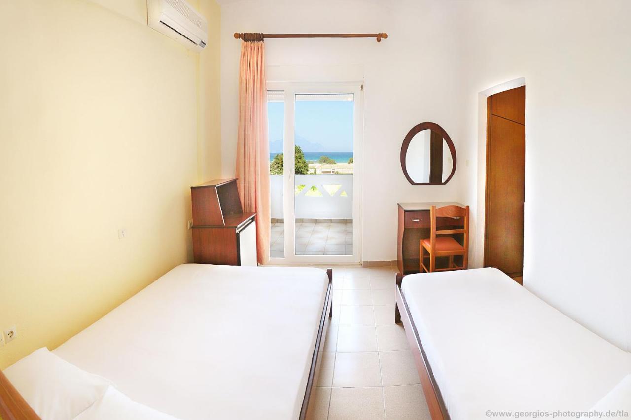 Hotel Stefani ซาร์ตี ภายนอก รูปภาพ