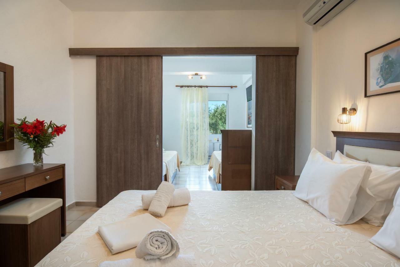 Hotel Stefani ซาร์ตี ภายนอก รูปภาพ