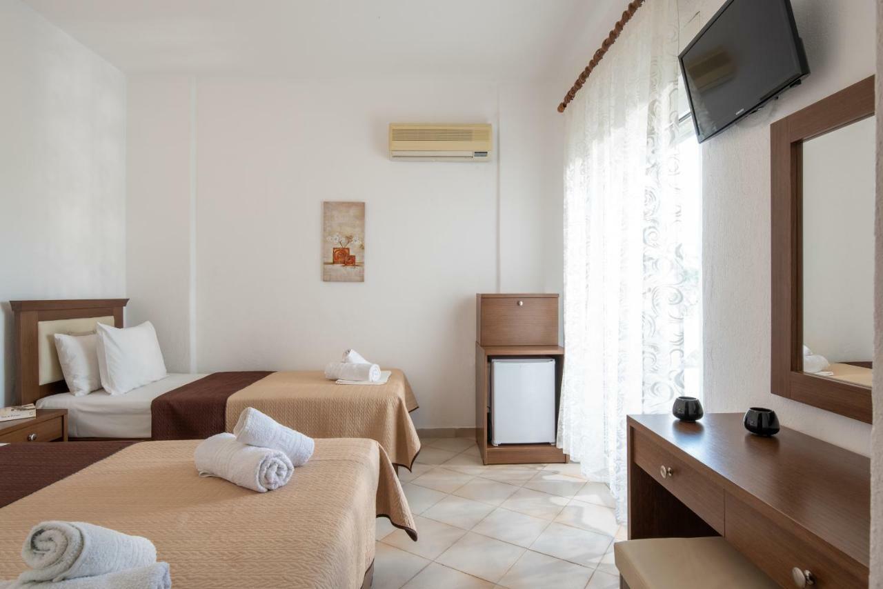 Hotel Stefani ซาร์ตี ภายนอก รูปภาพ