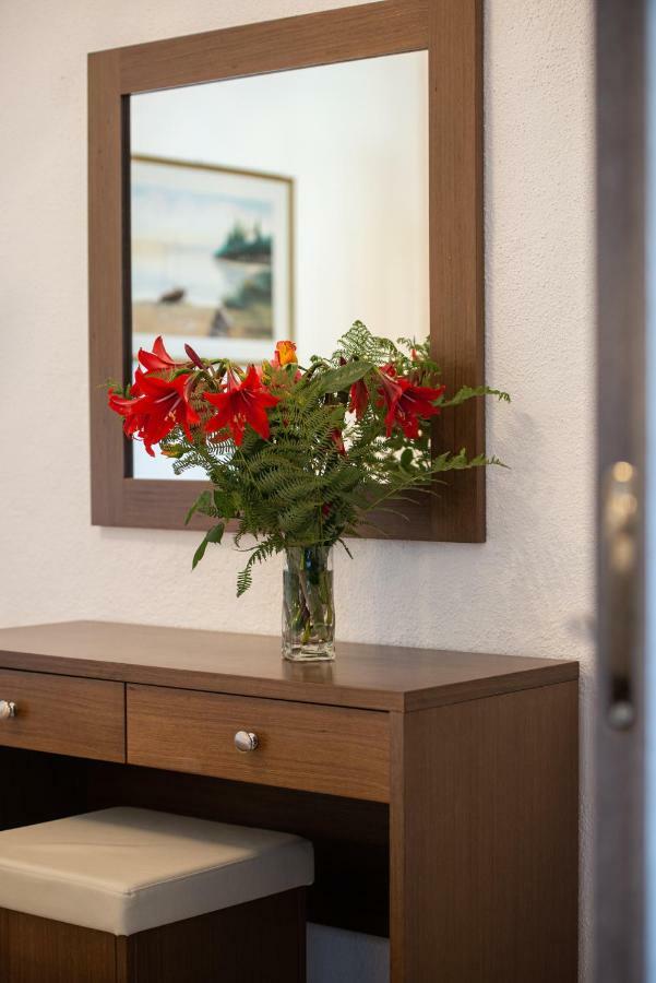 Hotel Stefani ซาร์ตี ภายนอก รูปภาพ
